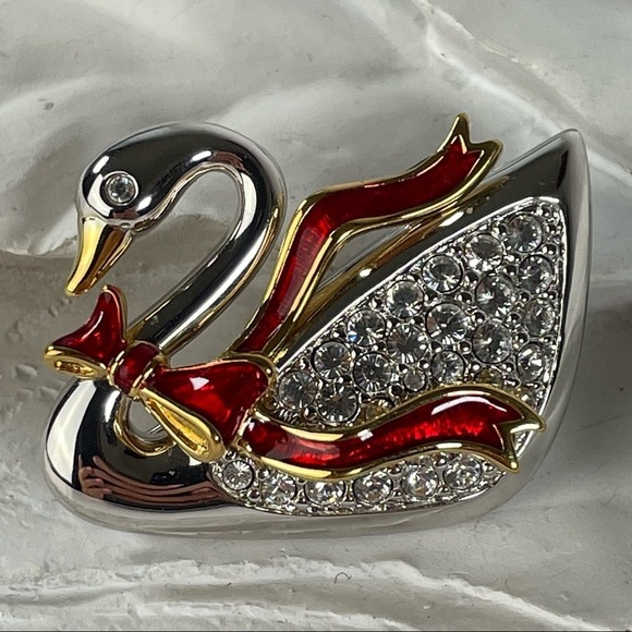 Swarovski Signed Christmas Edition Swan Brooch 30 Crystals - Picture 5 of 11